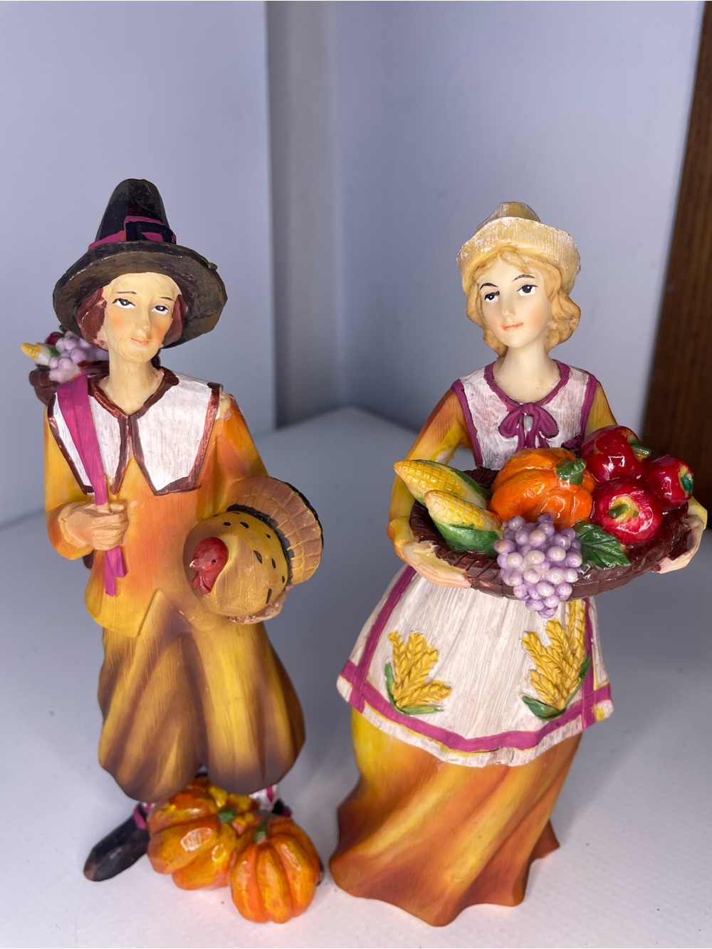 Harvest Pilgrim Man and Woman Figurine Set - Fall Colors